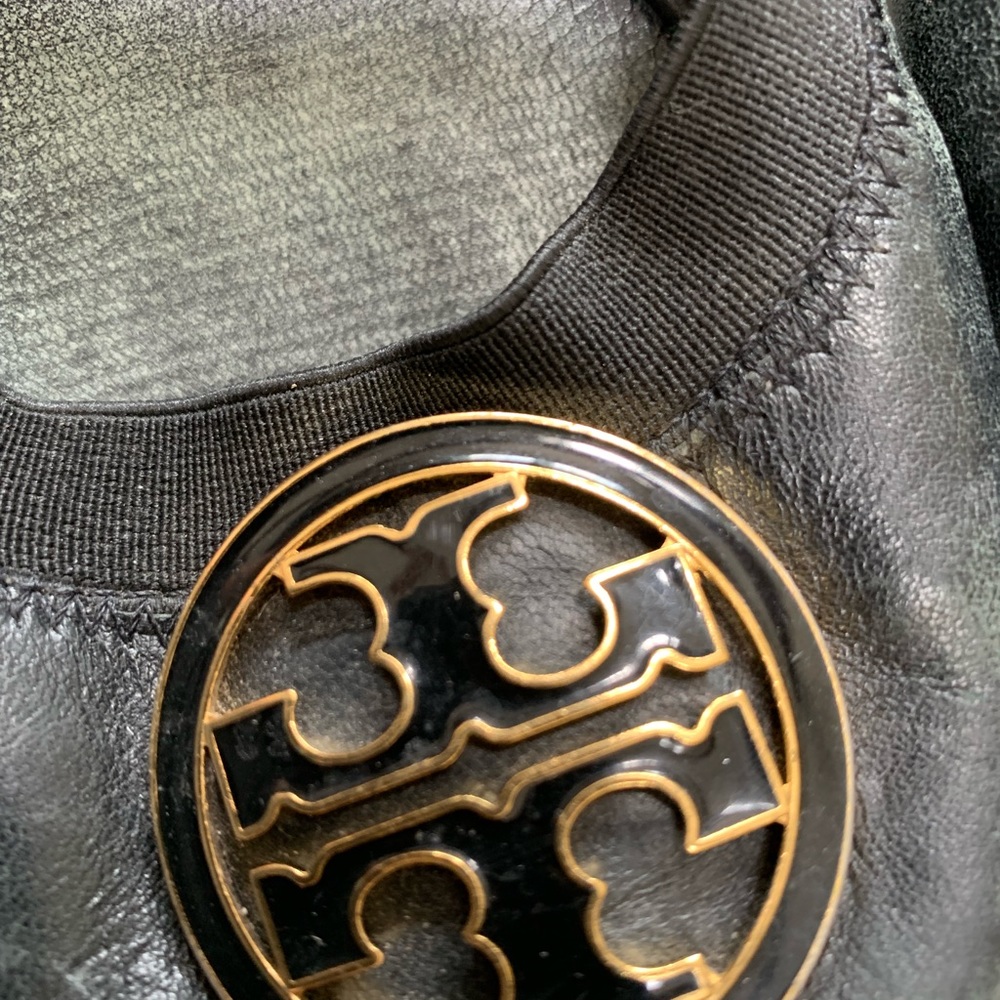 Early Issue Tory Burch Flats - Picture 4 of 7